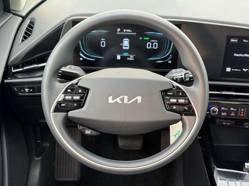 Used 2026 Kia Niro LX FWD image 11