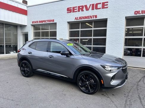 Used 2022 Buick Envision Essence w/ Technology Package I image 1