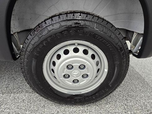 Used 2025 RAM ProMaster 2500 w/ Convenience Group FWD image 23