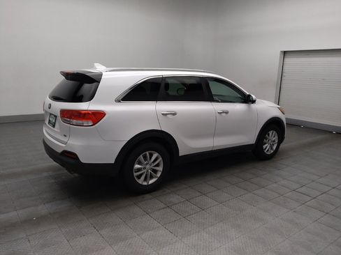 Used 2016 Kia Sorento FWD image 10