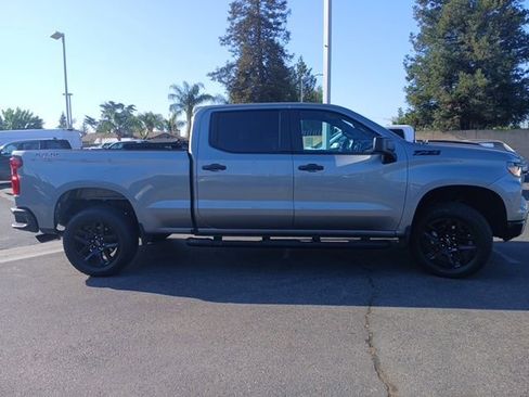 Used 2025 Chevrolet Silverado 1500 Custom Trail Boss w/ Turbomax Blackout Package image 4