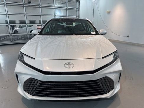 New 2026 Toyota Camry XLE image 3