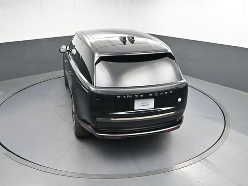 New 2025 Land Rover Range Rover SV image 35