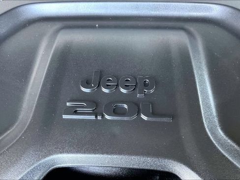 Used 2024 Jeep Wrangler Unlimited AWD/4WD image 32
