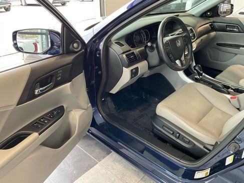 Used 2014 Honda Accord EX-L image 9