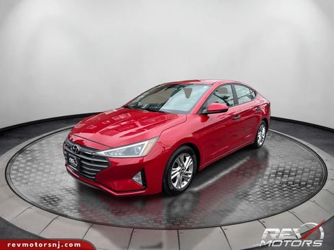 Used 2020 Hyundai Elantra SEL FWD image 1