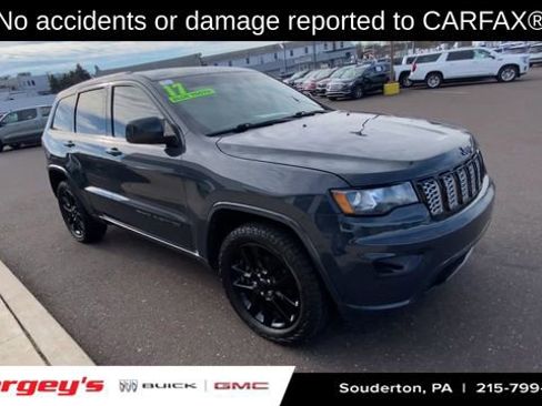 Used 2017 Jeep Grand Cherokee Altitude image 2