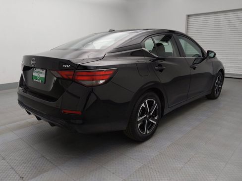 Used 2024 Nissan Sentra SV image 9