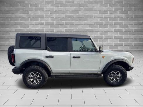 Certified 2022 Ford Bronco Badlands image 8