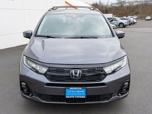 New 2026 Honda Odyssey Elite image 3