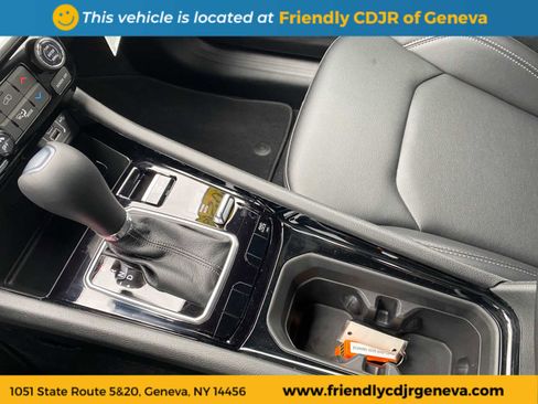 Used 2026 Jeep Compass Limited image 17