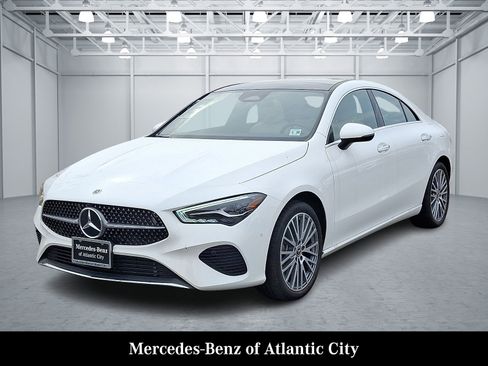 Used 2025 Mercedes-Benz CLA 250 4MATIC image 3