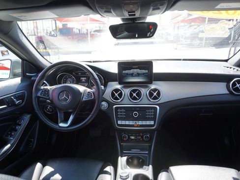 Used 2020 Mercedes-Benz GLA 250 4MATIC image 34