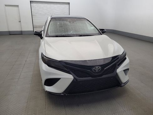 Used 2018 Toyota Camry XSE FWD image 14