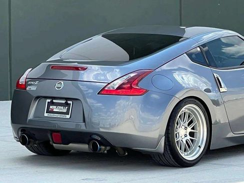 Used 2020 Nissan 370Z Coupe RWD image 24