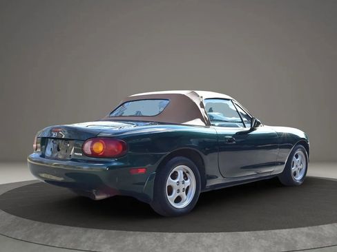 Used 1999 MAZDA MX-5 Miata image 5