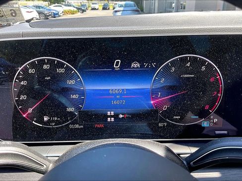 Used 2025 Mercedes-Benz GLS 450 4MATIC image 22