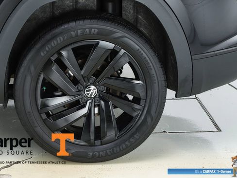 Used 2023 Volkswagen Atlas Cross Sport SE w/ Black Wheel Package FWD image 44
