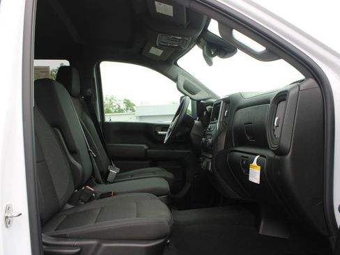 New 2026 Chevrolet Silverado 2500 Custom w/ Custom Value Package AWD/4WD image 29