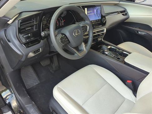 Used 2024 Lexus RX 350 FWD w/ Technology Package image 9