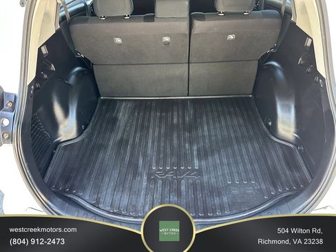 Used 2018 Toyota RAV4 LE w/ All Weather Liner Package AWD/4WD image 15