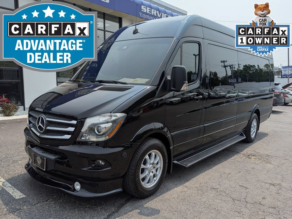 Used 2017 Mercedes-Benz Sprinter 2500 image 2