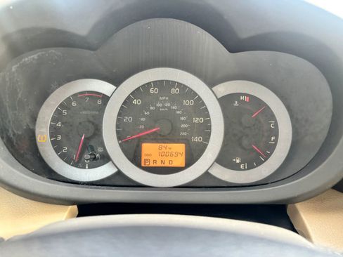 Used 2011 Toyota RAV4 Limited w/ Limited Extra Value Pkg image 26