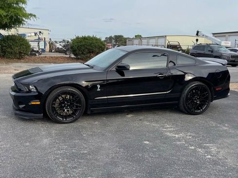 Used 2014 Ford Mustang Shelby GT500 w/ Equipment Group 821A RWD image 4