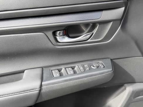 Used 2023 Honda CR-V EX image 10