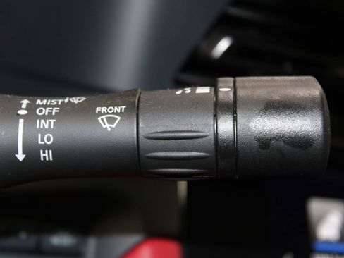 Used 2024 Nissan Z Performance w/ Floor Mat Package image 32