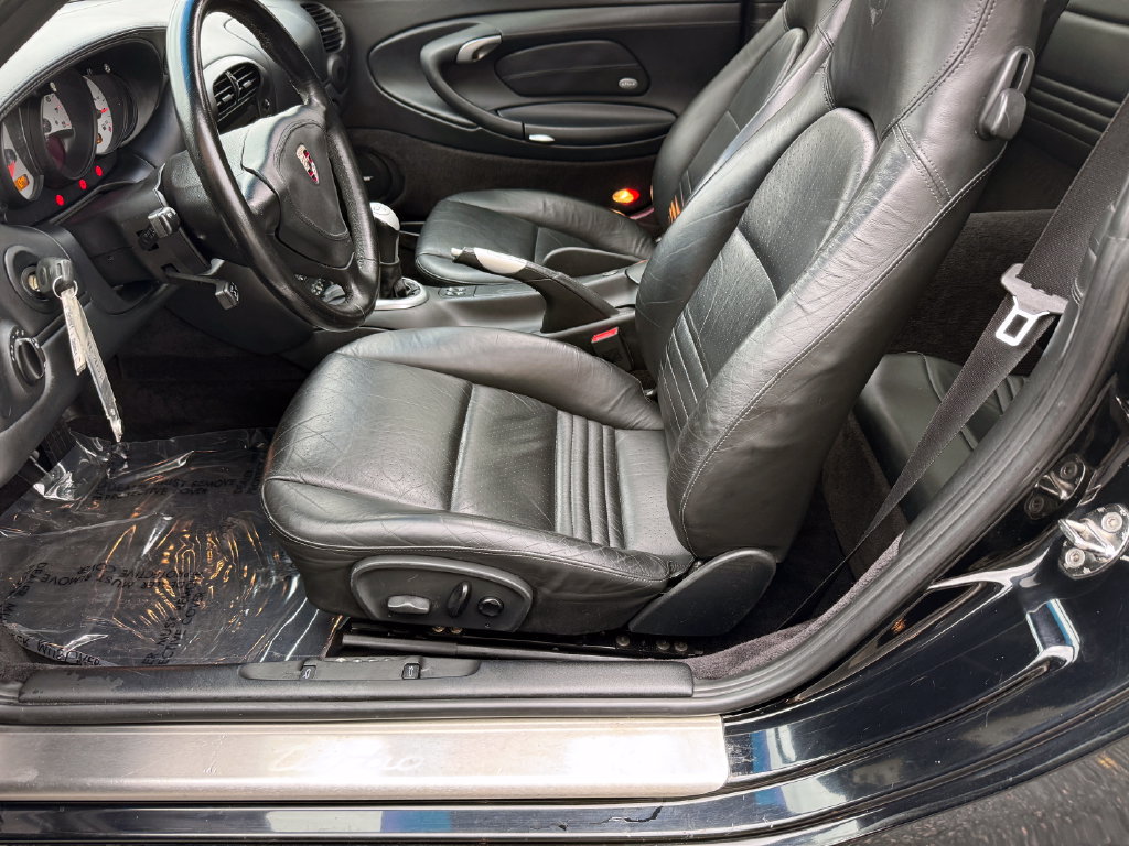 Used 2002 Porsche 911 Turbo AWD/4WD image 18