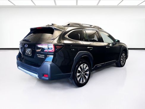 Used 2023 Subaru Outback Touring XT image 4