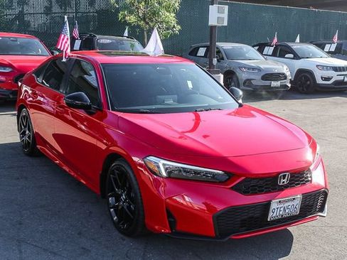 Used 2025 Honda Civic Sport image 3
