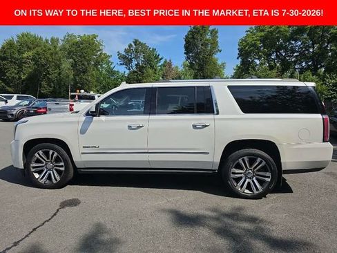 Used 2018 GMC Yukon XL Denali w/ Denali Ultimate Package AWD/4WD image 2