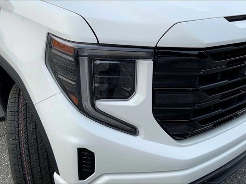 New 2025 GMC Sierra 1500 Elevation w/ Max Trailering Package image 13