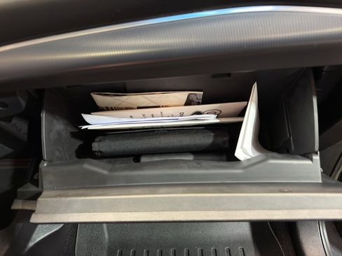 Used 2016 Ford Edge Titanium w/ Equipment Group 301A image 24