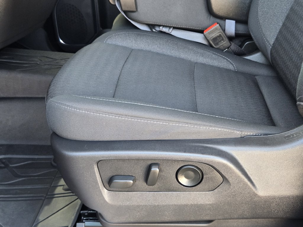 Used 2025 Chevrolet Silverado 1500 RST w/ LPO, Dark Essentials Package AWD/4WD image 24