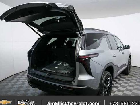 New 2026 Chevrolet Traverse LT w/ Midnight/Sport Edition image 24