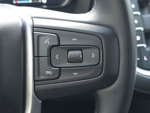 Used 2024 GMC Yukon SLT image 38