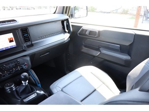 Used 2021 Ford Bronco Black Diamond AWD/4WD image 20