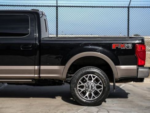 Used 2022 Ford F250 Lariat w/ Lariat Ultimate Package image 23
