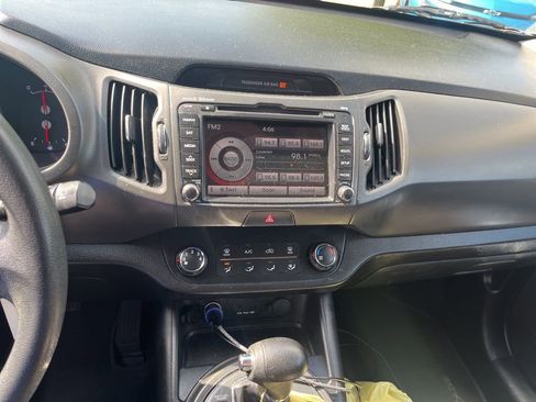 Used 2012 Kia Sportage LX w/ Navigation Pkg FWD image 8