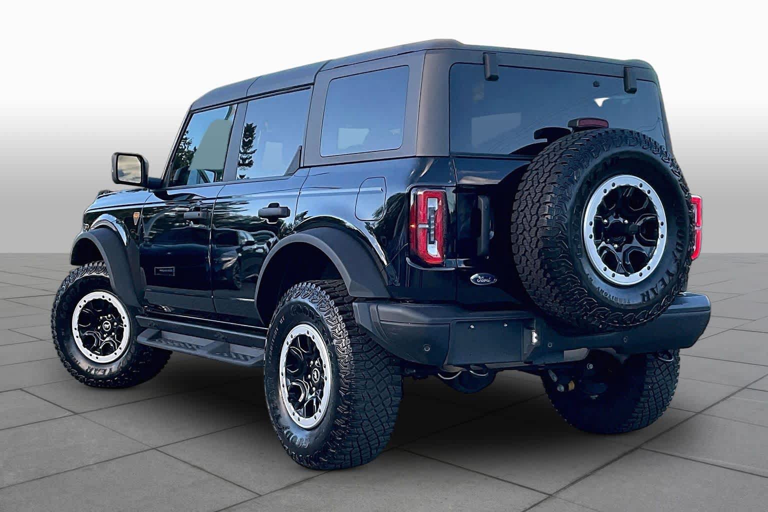 Used 2024 Ford Bronco Badlands AWD/4WD image 11
