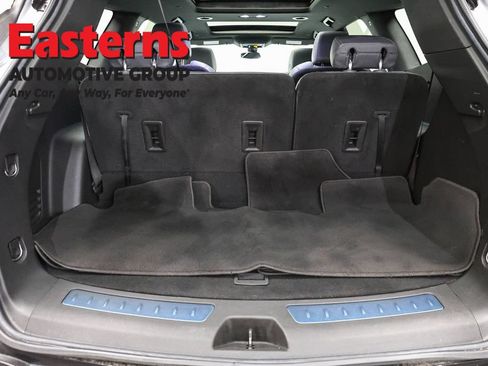 Used 2023 Buick Enclave Essence w/ Experience Buick Package FWD image 9
