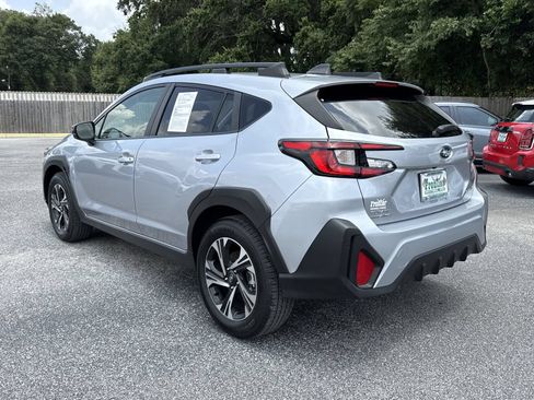 Used 2024 Subaru Crosstrek 2.0i Premium AWD/4WD image 3