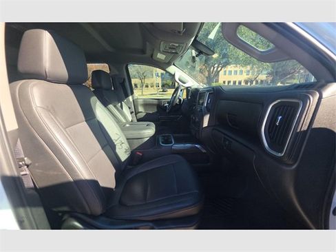 Used 2021 Chevrolet Silverado 1500 LT Trail Boss w/ Convenience Package II image 10