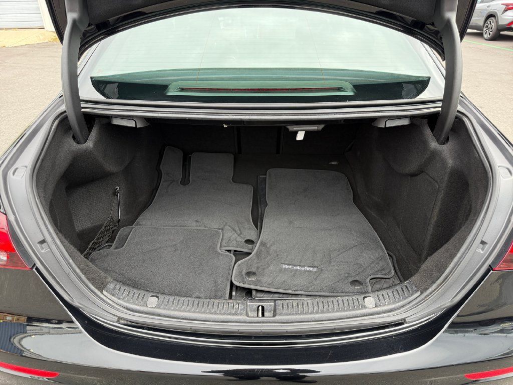 Used 2023 Mercedes-Benz E 350 4MATIC Sedan image 25