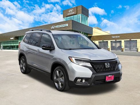Used 2021 Honda Passport Touring image 3