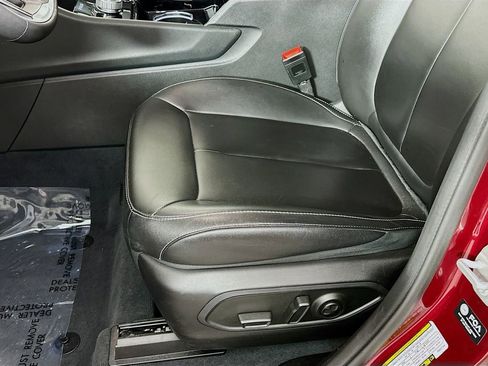 Used 2023 Jeep Grand Cherokee L Limited image 28