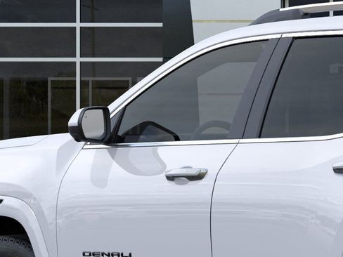 New 2026 GMC Terrain Denali w/ LPO, Black Badging Package image 12